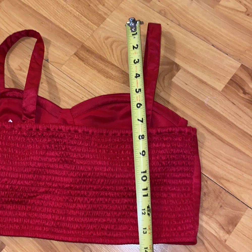 Red Halter Crop Top  size large NWT BOG - Picture 6 of 7